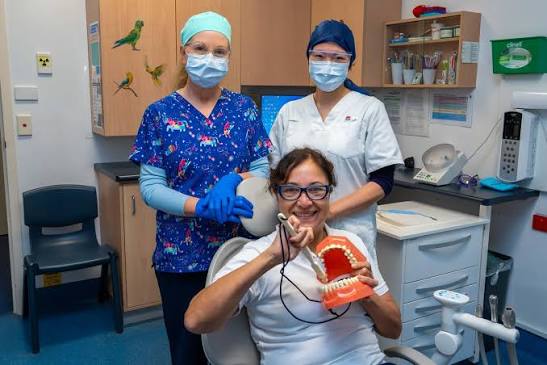 Introduce the Dentist in Short Videos